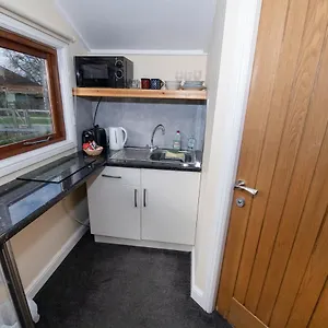  Apartment Seaways Glamping, Silverbirch United Kingdom