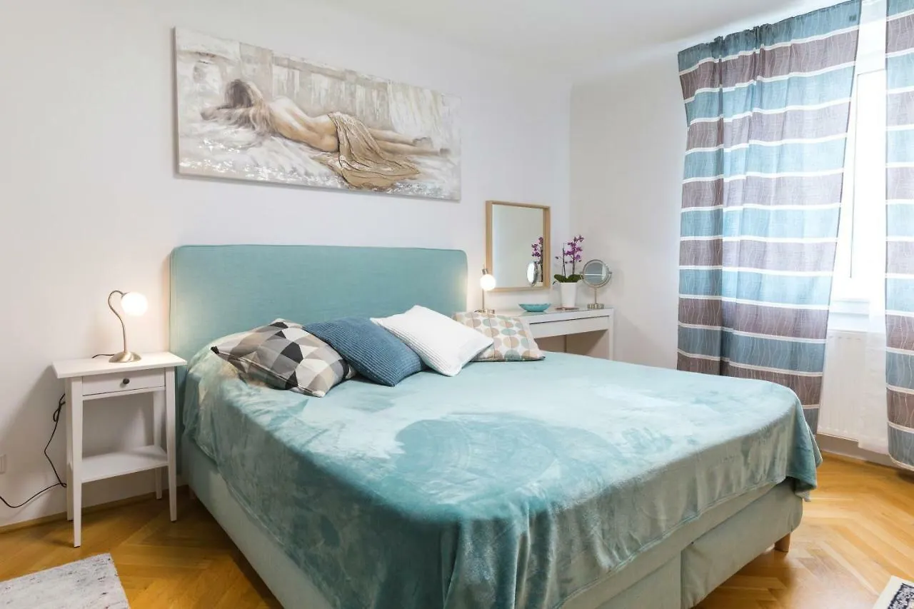 Apartment Rudolfsplatz Вена Австрия